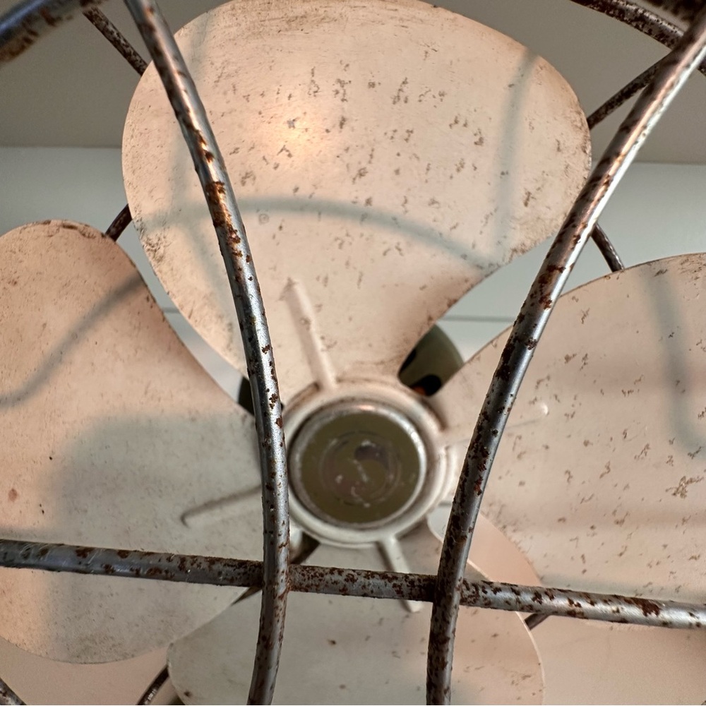 Superior Electric Products Corp. Vintage Desk fan green base tested - Picture 8 of 11